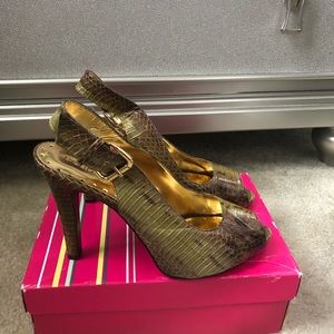 Open Toe Snake Slingback